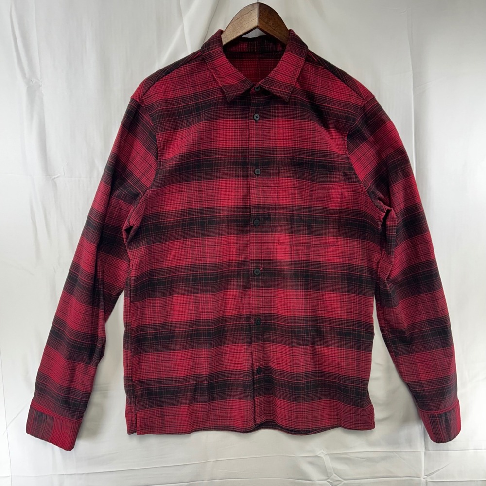 Lululemon Button Up Shirt Mens Large Red Black Ombre Plaid Zipper Pocket